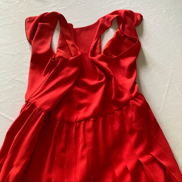 Alice + Olivia Shana Coral Pleated Scoop Neck Dress Size M - Picture 7 of 14